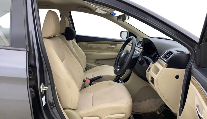 2022 Maruti Ciaz ZETA AT 1.5  SHVS PETROL, Petrol, Automatic, 19,893 km, Right Side Front Door Cabin