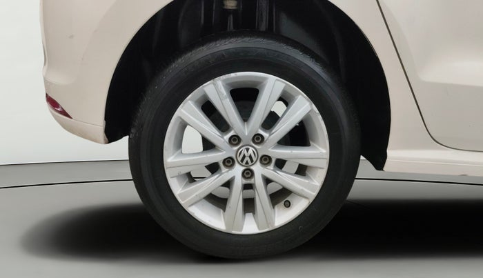 2014 Volkswagen Polo GT TSI AT, Petrol, Automatic, 99,975 km, Right Rear Wheel