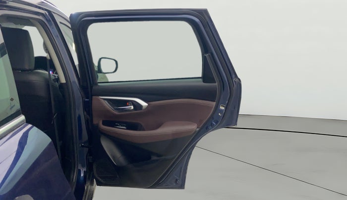 2022 Maruti Grand Vitara ALPHA SMART HYBRID AT, Petrol, Automatic, 52,705 km, RHS Rear Door