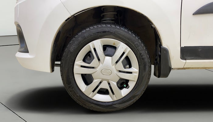 2016 Maruti Alto K10 VXI, CNG, Manual, 27,630 km, Left Front Wheel