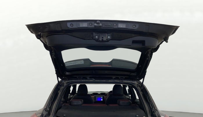 2023 Nissan MAGNITE XV PREMIUM TURBO CVT, Petrol, Automatic, 18,724 km, Boot Door Open