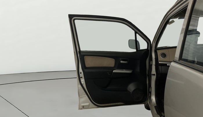 2017 Maruti Wagon R 1.0 LXI CNG, CNG, Manual, 69,553 km, LHS Front Door