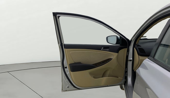 2016 Hyundai Verna 1.6 VTVT SX, Petrol, Manual, 94,141 km, LHS Front Door