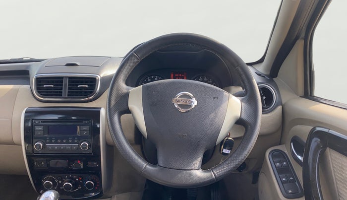 2014 Nissan Terrano XV D THP 110 PS, Diesel, Manual, 65,489 km, Steering Wheel Close Up