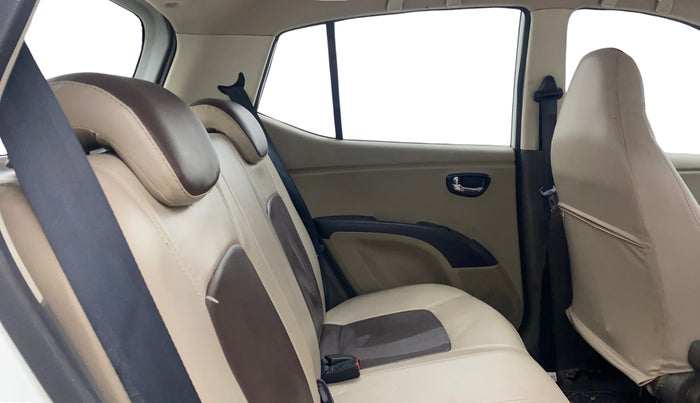 2012 Hyundai i10 SPORTZ 1.2 AT, Petrol, Automatic, 30,610 km, Right Side Rear Door Cabin