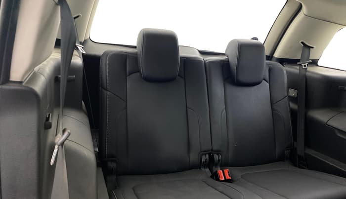 2017 Tata Hexa XTA 4X2 7 STR, Diesel, Automatic, 1,28,376 km, Third Seat Row ( optional )