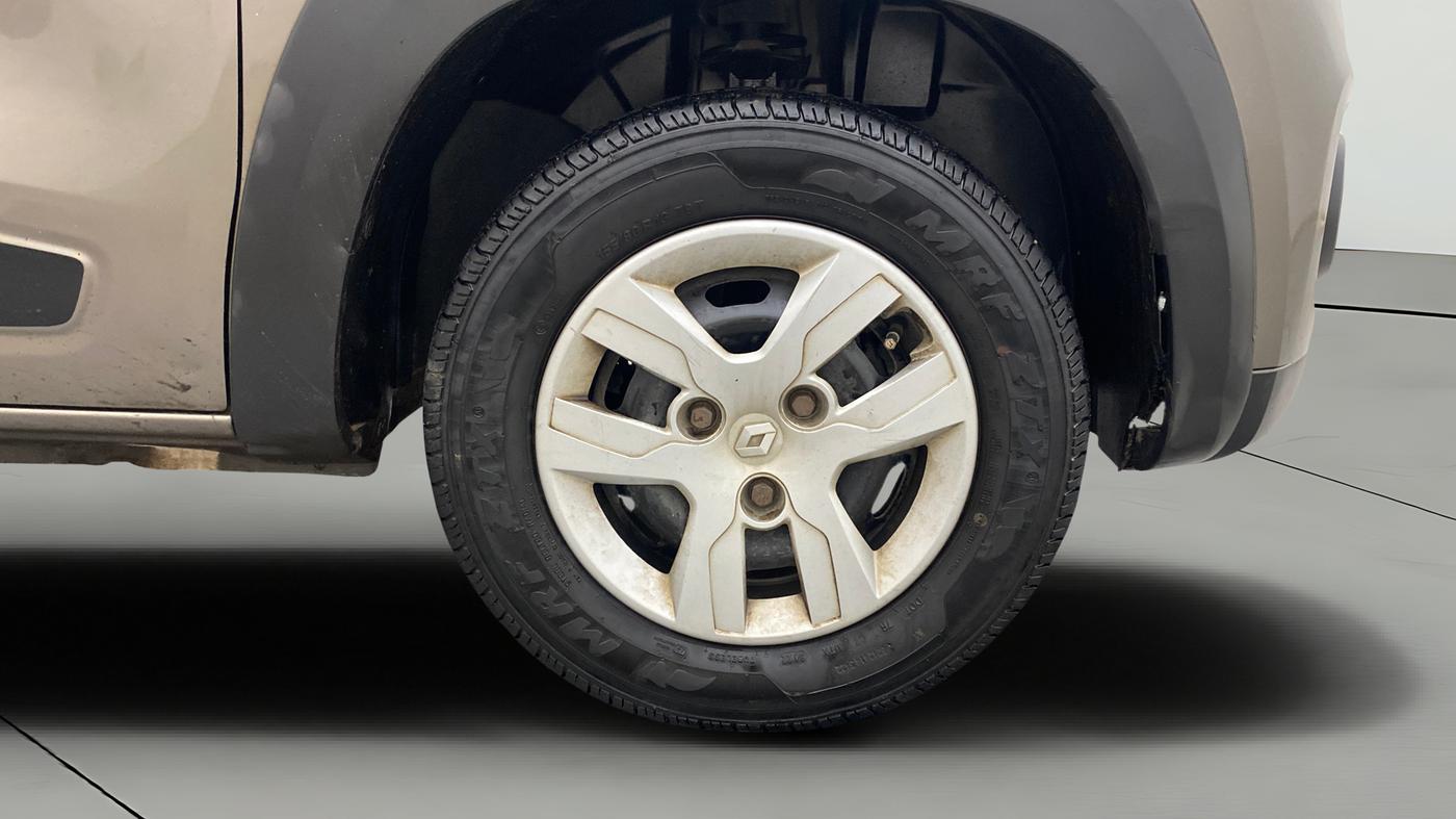2015 Renault Kwid RXT 0.8, Petrol, Manual, 69,972 km, Right Front Wheel