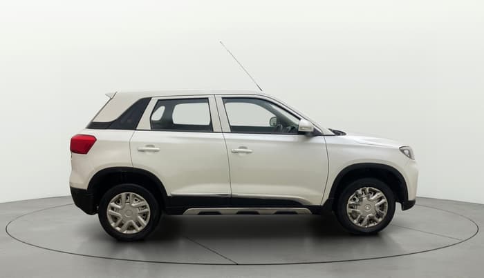 2020 Maruti Vitara Brezza LXI, Petrol, Manual, 72,193 km, Right Side View