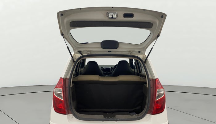 2013 Hyundai i10 ERA 1.1, Petrol, Manual, 17,646 km, Boot Door Open