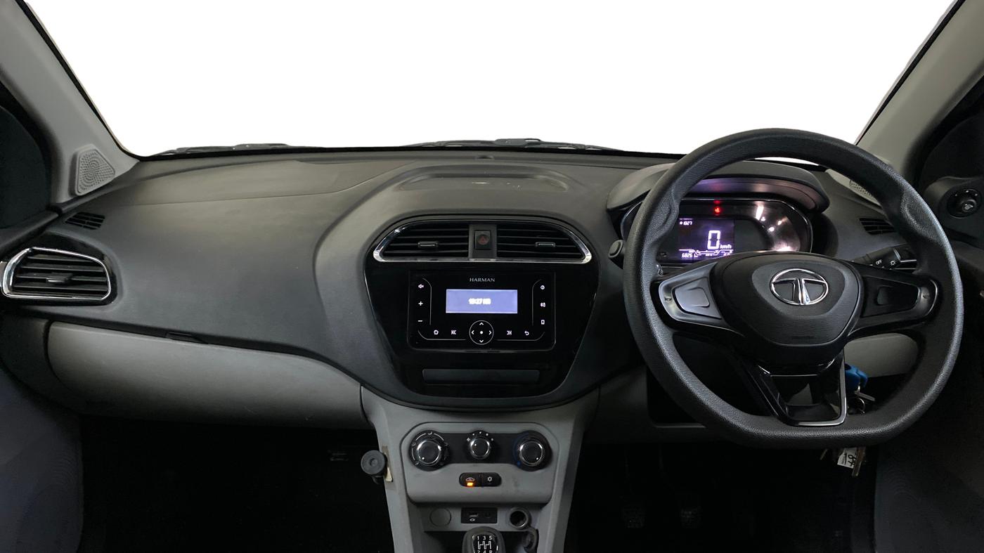 2020 Tata Tiago XT PETROL, Petrol, Manual, 68,261 km, Dashboard