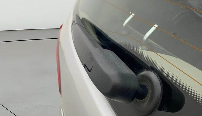 2019 Renault TRIBER RXZ, Petrol, Manual, 64,286 km, Rear Wiper