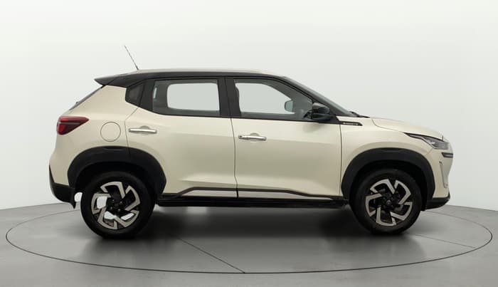 2021 Nissan MAGNITE XV MT, Petrol, Manual, 25,400 km, Right Side View