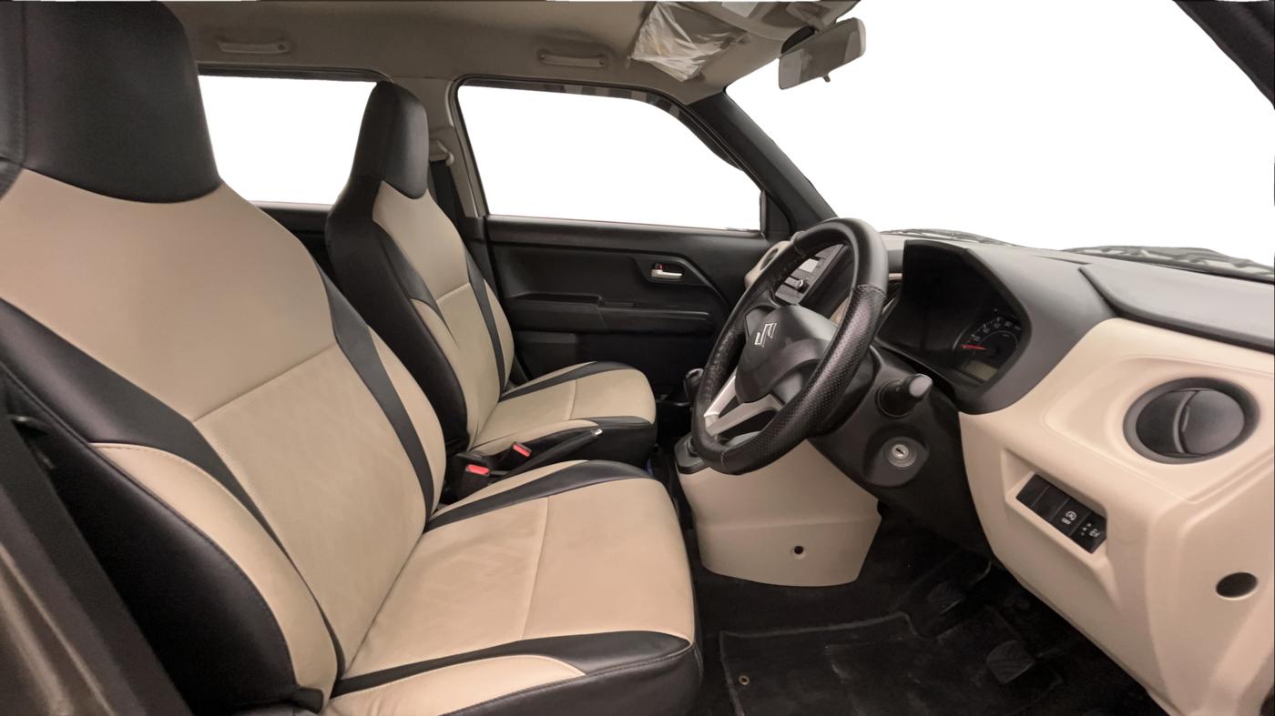 2022 Maruti New Wagon-R VXI 1.0, Petrol, Manual, 31,623 km, Right Side Front Door Cabin
