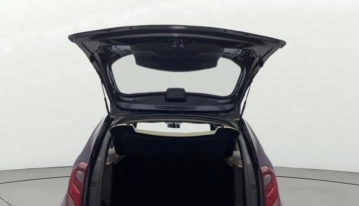 2019 Renault Duster 85 PS RXS MT DIESEL, Diesel, Manual, 88,806 km, Boot Door Open