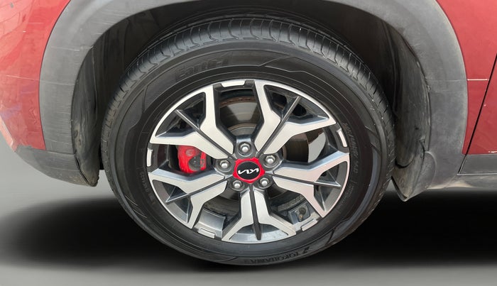 2021 KIA SELTOS GTX PLUS AT 1.5 DIESEL, Diesel, Automatic, 1,47,103 km, Left Front Wheel