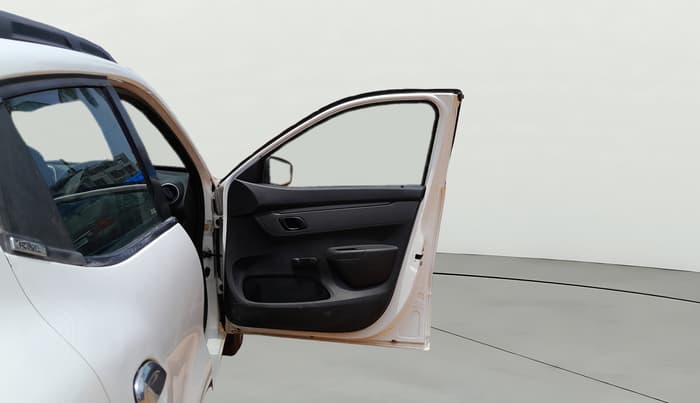 2016 Renault Kwid RXL, Petrol, Manual, 65,081 km, RHS Front Door