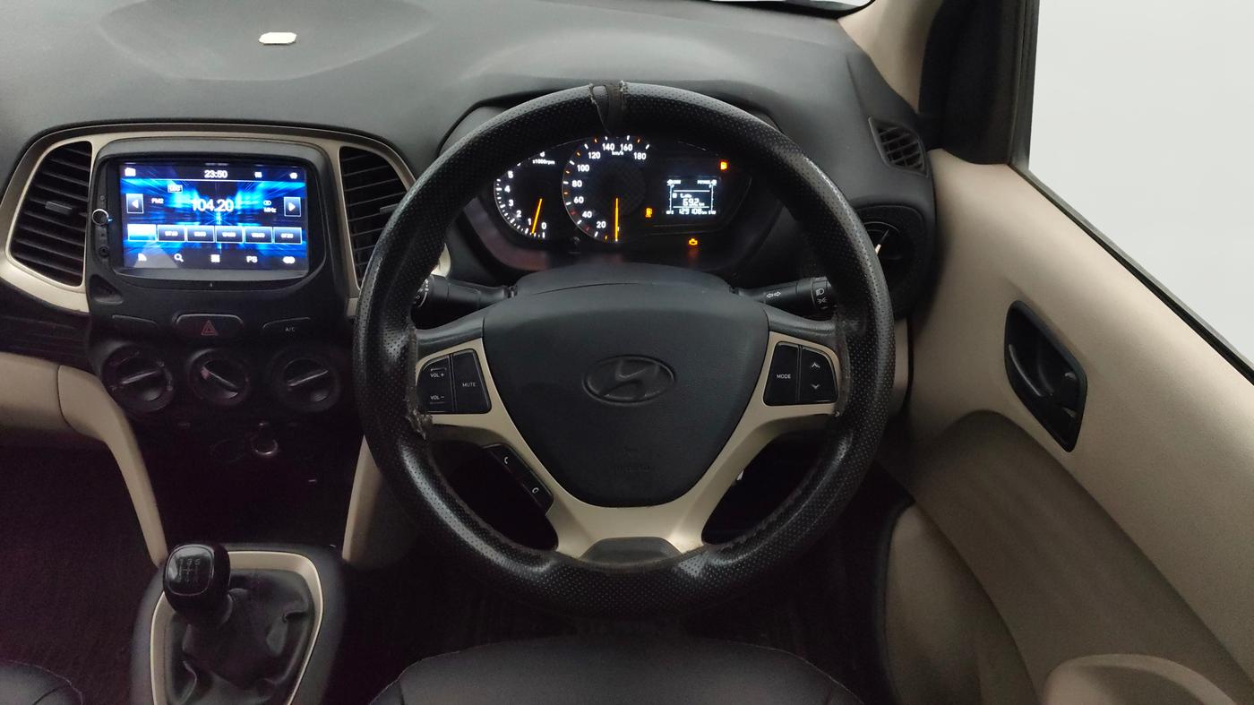 2022 Hyundai NEW SANTRO SPORTZ EXECUTIVE MT CNG, CNG, Manual, 1,29,070 km, Steering Wheel Close Up