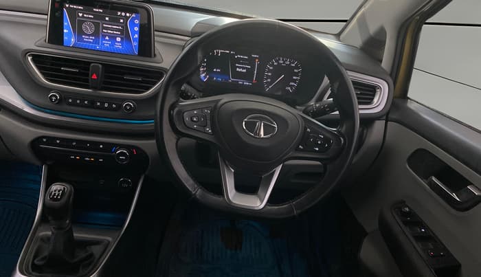 2020 Tata ALTROZ XZ PETROL, Petrol, Manual, 34,743 km, Steering Wheel Close Up