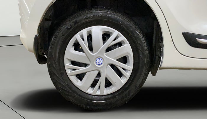 2023 Maruti Swift VXI, Petrol, Manual, 37,670 km, Right Rear Wheel