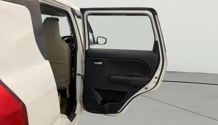 2022 Maruti New Wagon-R VXI 1.0, CNG, Manual, 51,370 km, RHS Rear Door