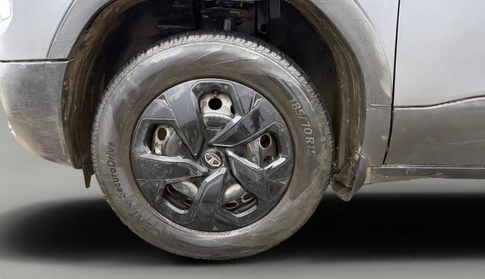 2022 Tata PUNCH ADVENTURE MT, Petrol, Manual, 86,142 km, Left Front Wheel