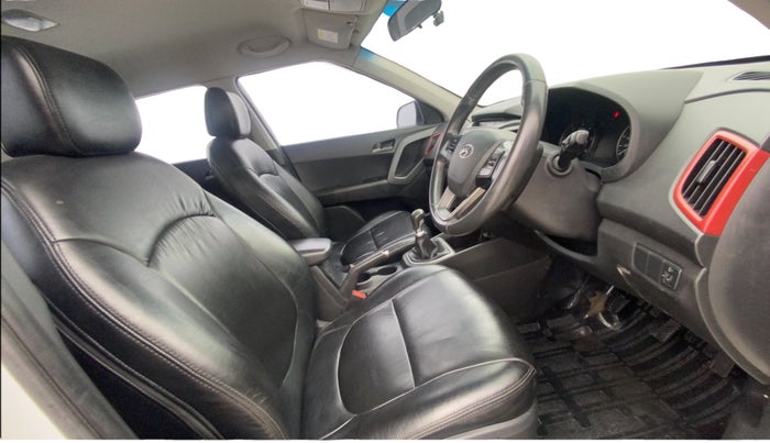 2016 Hyundai Creta SX PLUS 1.6 DIESEL, Diesel, Manual, 87,985 km, Right Side Front Door Cabin