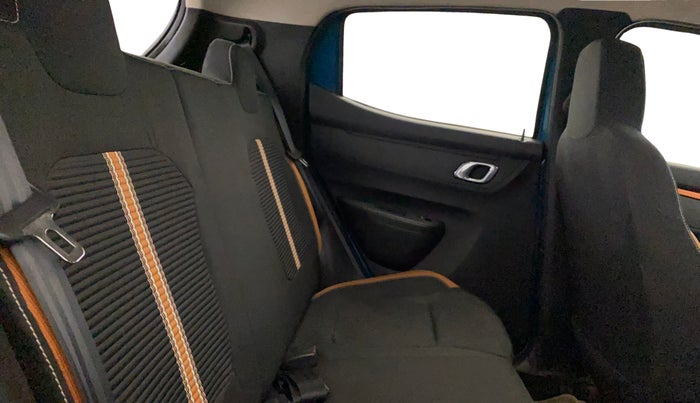 2021 Renault Kwid CLIMBER 1.0 AMT (O), Petrol, Automatic, 27,847 km, Right Side Rear Door Cabin