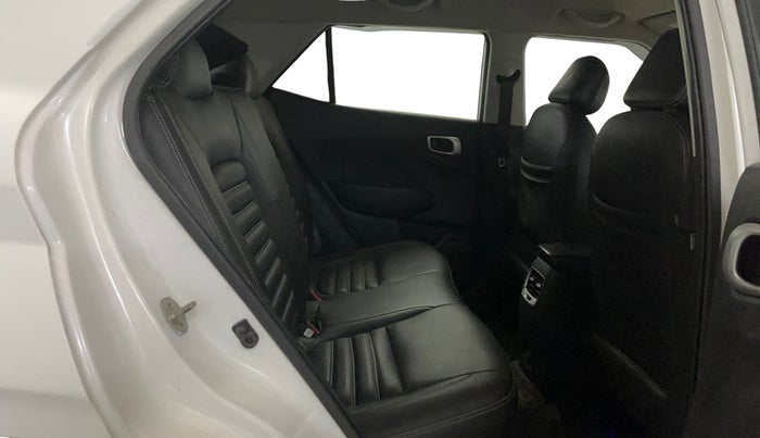 2019 Hyundai VENUE S 1.2, CNG, Manual, 58,157 km, Right Side Rear Door Cabin