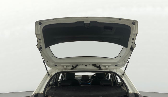 2021 Tata ALTROZ XZ PLUS DIESEL, Diesel, Manual, 48,136 km, Boot Door Open