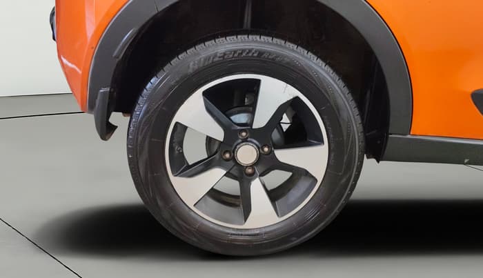 2018 Tata NEXON XZA PLUS PETROL, Petrol, Automatic, 71,468 km, Right Rear Wheel