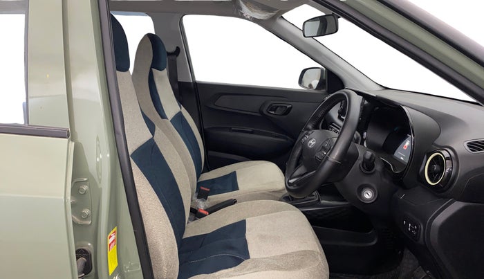 2025 Hyundai EXTER S Executive 1.2 Hy CNG Duo MT, CNG, Manual, 4,021 km, Right Side Front Door Cabin