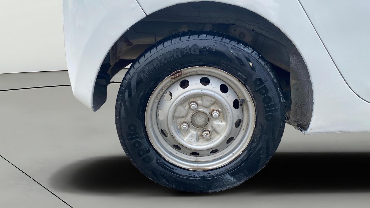 2013 Hyundai Eon ERA +, Petrol, Manual, 63,636 km, Right Rear Wheel