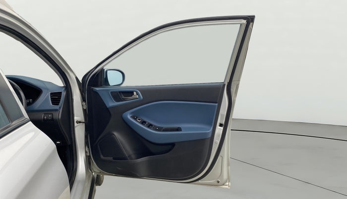 2016 Hyundai i20 Active 1.2 SX, Petrol, Manual, 45,274 km, RHS Front Door