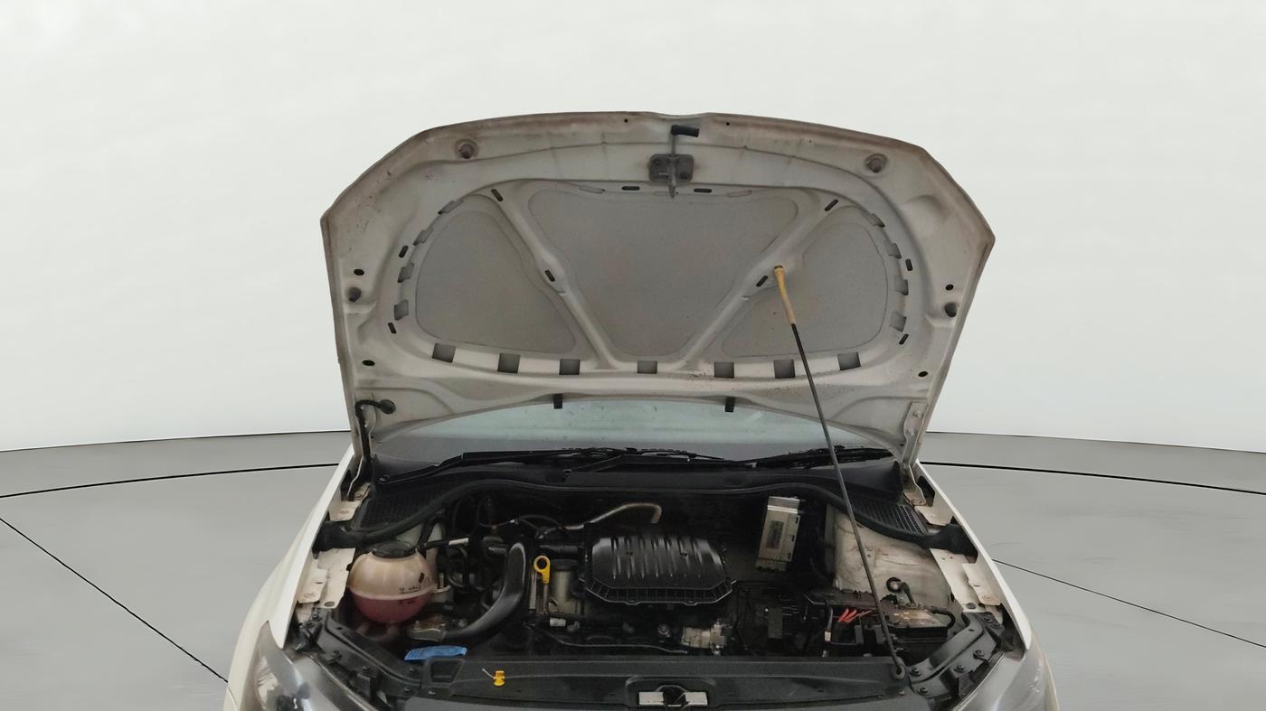 2020 Volkswagen Polo TRENDLINE 1.0L, Petrol, Manual, 80,392 km, Open Bonet
