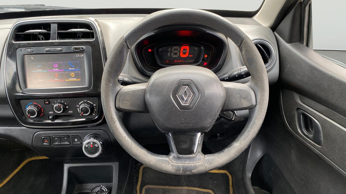 2018 Renault Kwid RXT 1.0 AMT (O), CNG, Automatic, 83,245 km, Steering Wheel Close Up