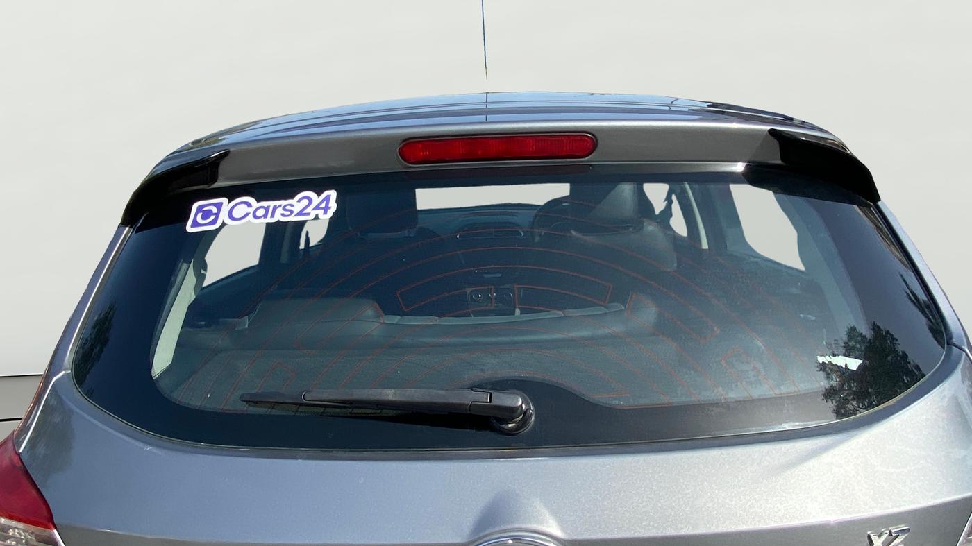 2018 Tata Tiago XZ PETROL, Petrol, Manual, 57,417 km, Rear Windshield