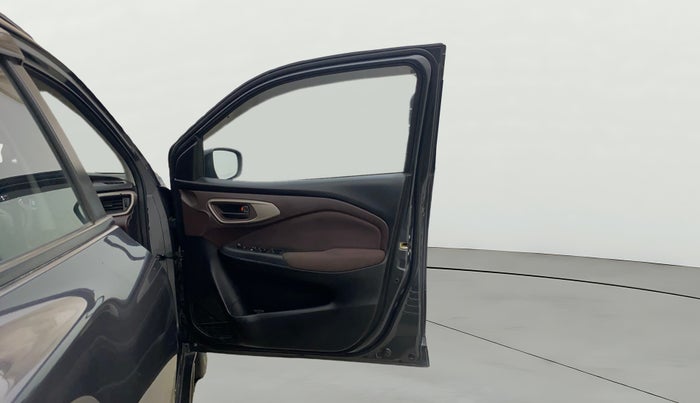 2023 Maruti FRONX DELTA PLUS 1.2MT, Petrol, Manual, 1,11,061 km, RHS Front Door