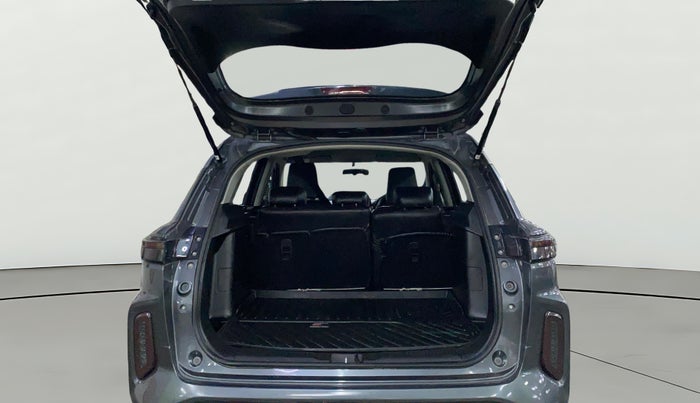 2024 Maruti Grand Vitara SIGMA SMART HYBRID, Petrol, Manual, 44,048 km, Boot Open Zoomed View