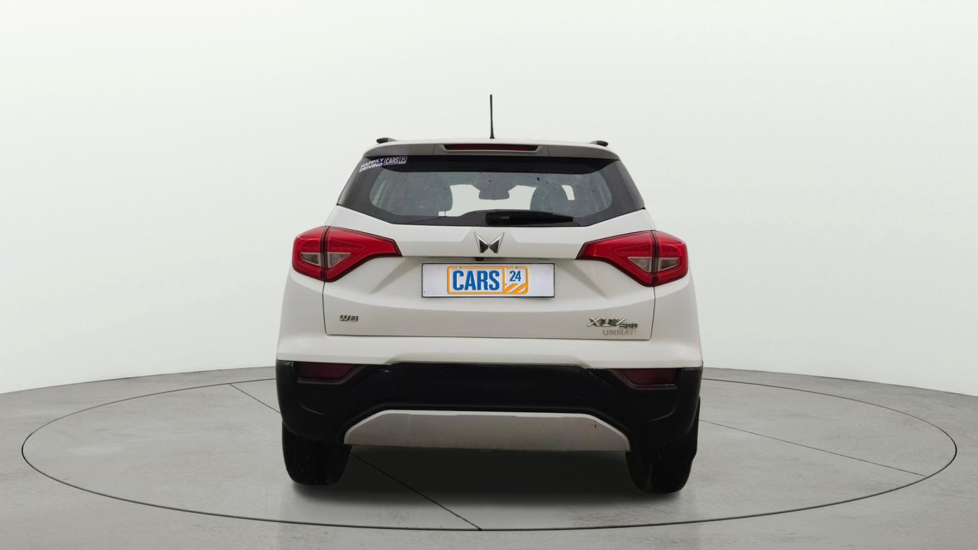 2024 Mahindra XUV300 W8 1.2 PETROL, Petrol, Manual, 29,360 km, Back/Rear