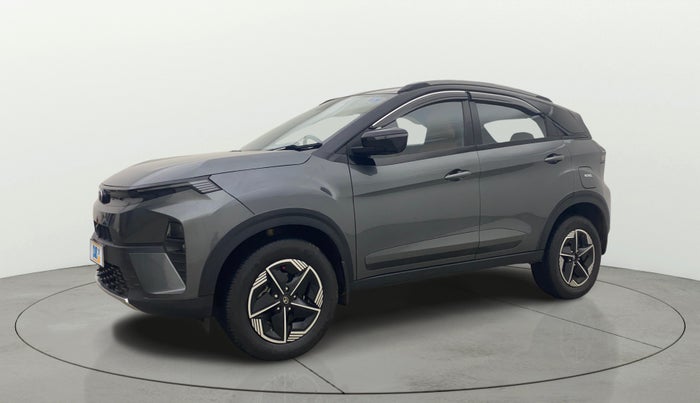 2024 Tata NEXON FEARLESS + SUNROOF DCA DUAL TONE 1.2 PETROL, Petrol, Automatic, 29,422 km, Left Front Diagonal