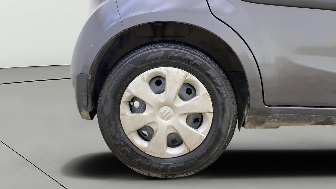 2015 Maruti Ritz VXI, CNG, Manual, 61,844 km, Right Rear Wheel
