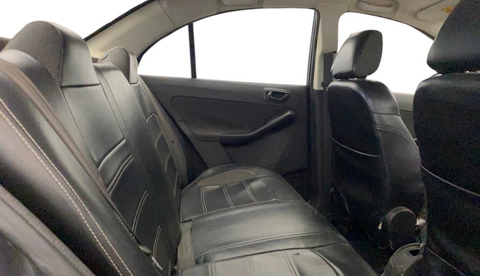 2016 Tata Zest XMS PETROL, Petrol, Manual, 67,822 km, Right Side Rear Door Cabin