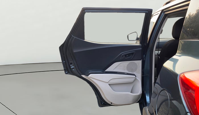 2020 Mahindra XUV300 W6 1.2 PETROL, Petrol, Manual, 57,600 km, LHS Rear Door