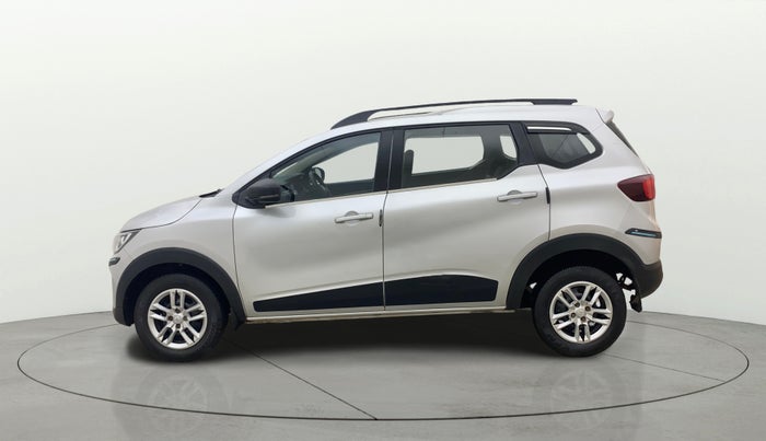 2022 Renault TRIBER RXT, Petrol, Manual, 1,01,210 km, Left Side