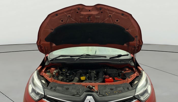 2018 Renault Captur PLATINE DIESEL DUAL TONE, Diesel, Manual, 1,03,432 km, Open Bonet