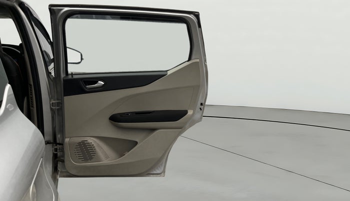 2020 Renault TRIBER RXZ, Petrol, Manual, 32,344 km, RHS Rear Door