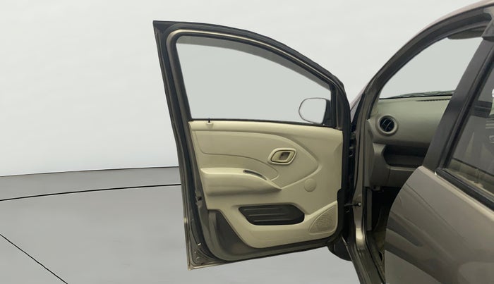 2017 Datsun Redi Go T (O), Petrol, Manual, 1,24,743 km, LHS Front Door