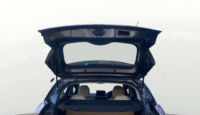 2023 Tata NEXON XMA SUNROOF PETROL, Petrol, Automatic, 21,859 km, Boot Door Open