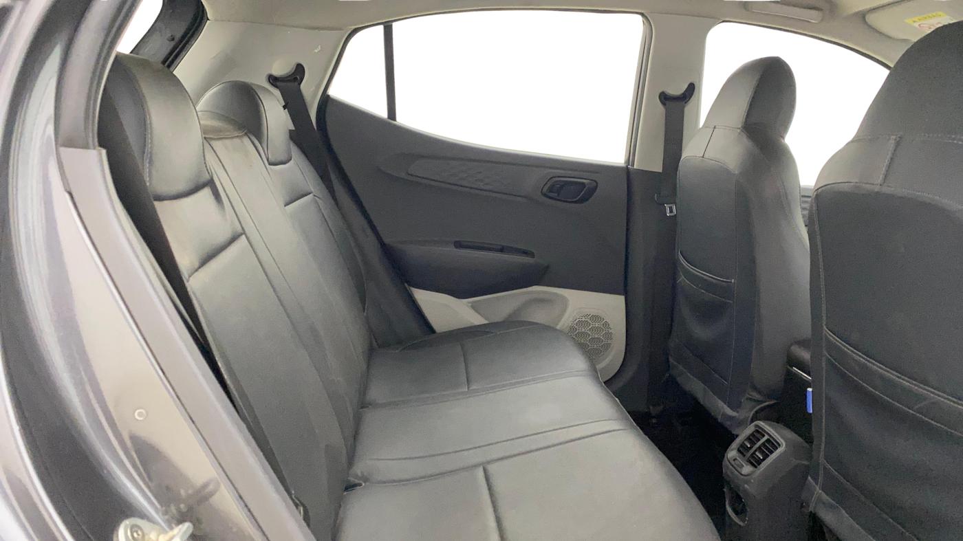 2021 Hyundai GRAND I10 NIOS MAGNA 1.2 KAPPA VTVT, Petrol, Manual, 70,250 km, Right Side Rear Door Cabin