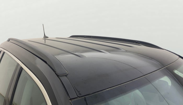 2018 Jeep Compass LIMITED (O) 2.0 DIESEL 4X4, Diesel, Manual, 1,15,207 km, Roof